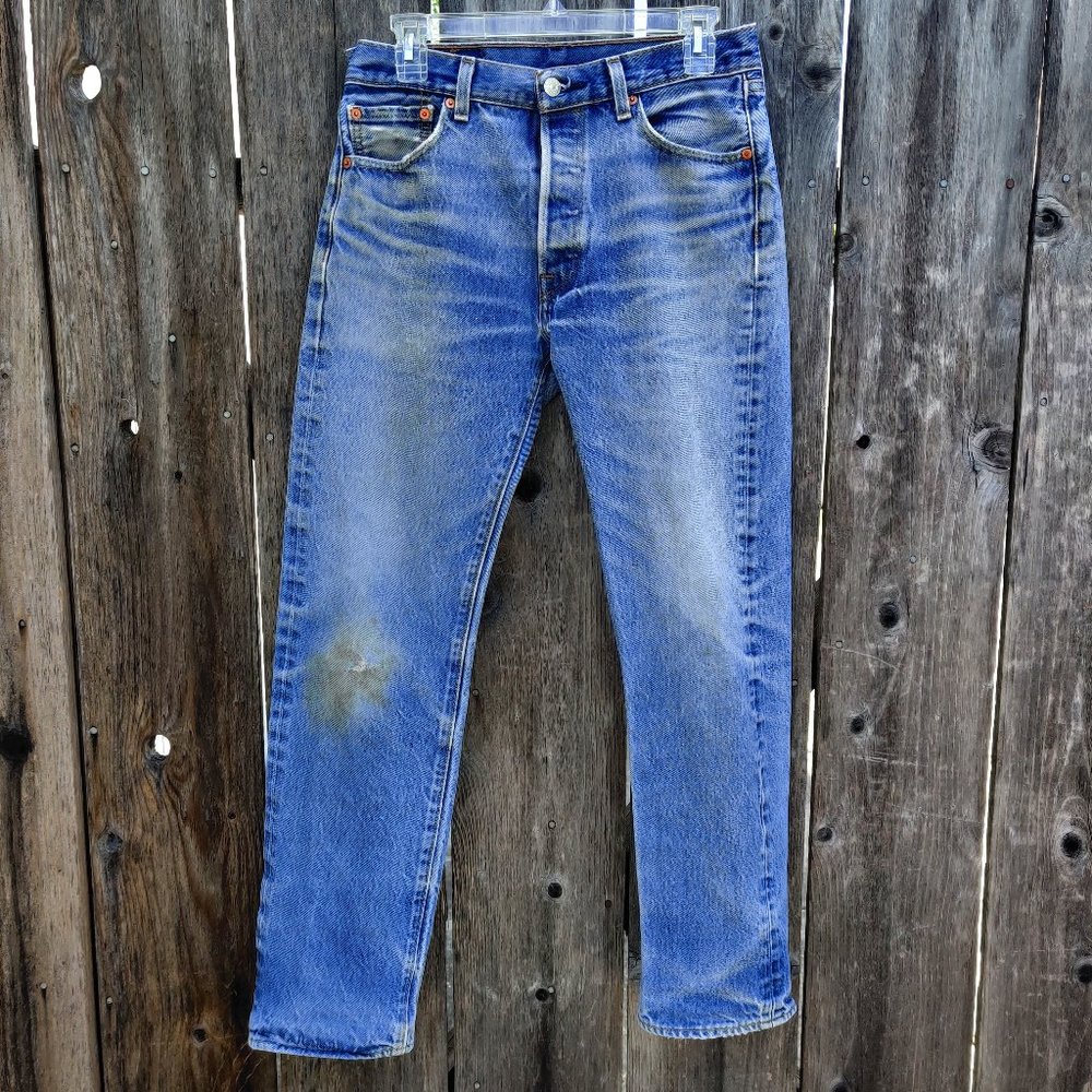 Beautifully Worn Vintage LEVI'S 501 Shrink To Fit | TAGGED 31x32